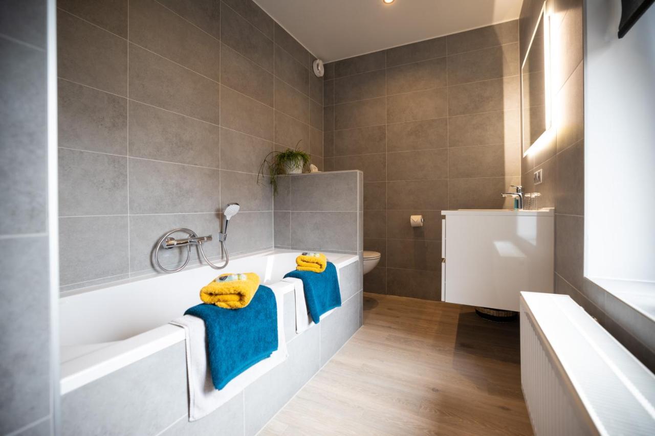 B&B Gaudium XII Тонгерен Екстериор снимка